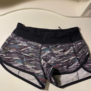 patterned lululemon shorts